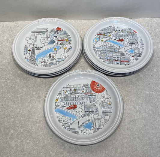 Le Creuset - Set of 7 Paris Plates