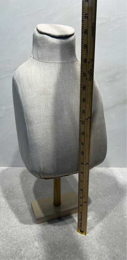 Bust Display