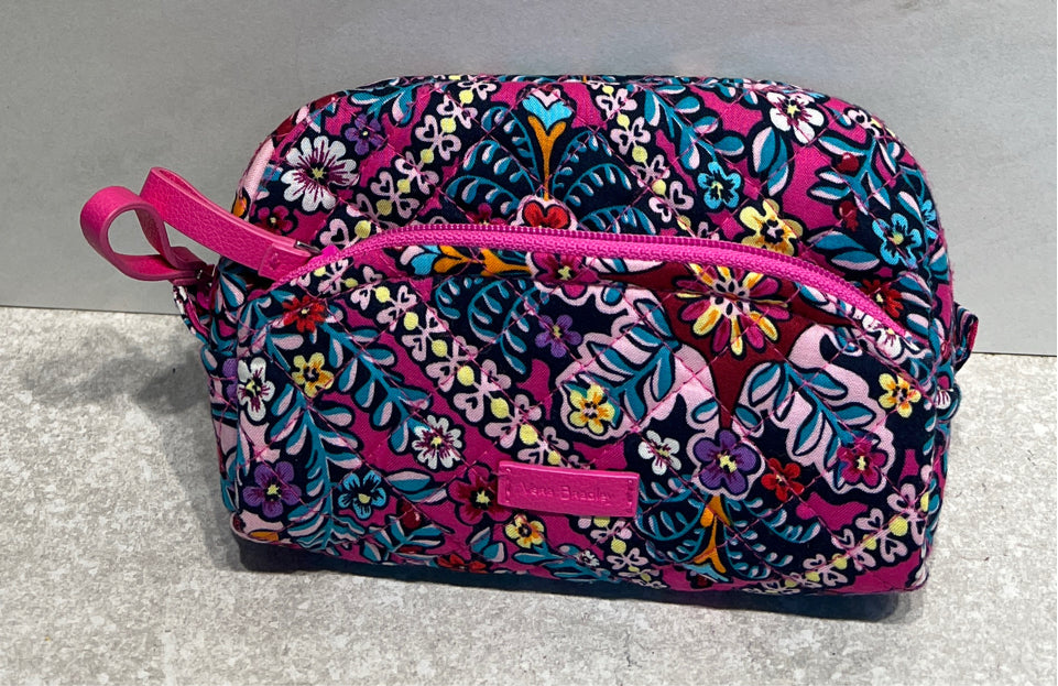 Vera Bradley Zippered Bag