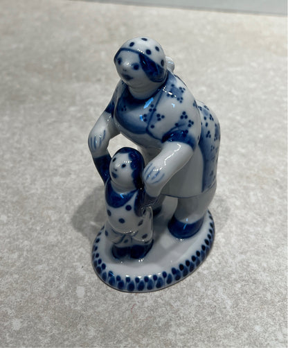 Gzel Russian Figurine