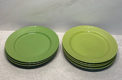 Set of 8 Plates