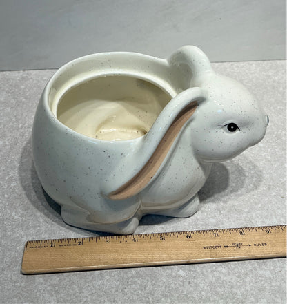 Harry and David Planter