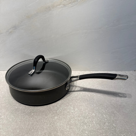 Covered Circulon Pan