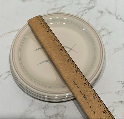 Set of 4 Corning Ware Plates