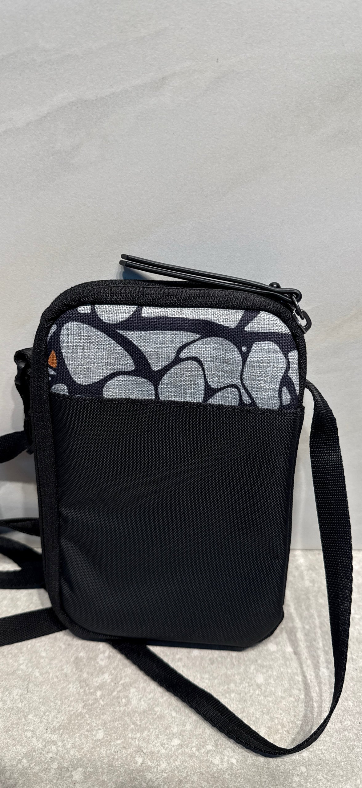 Sherpani Crossbody Bag