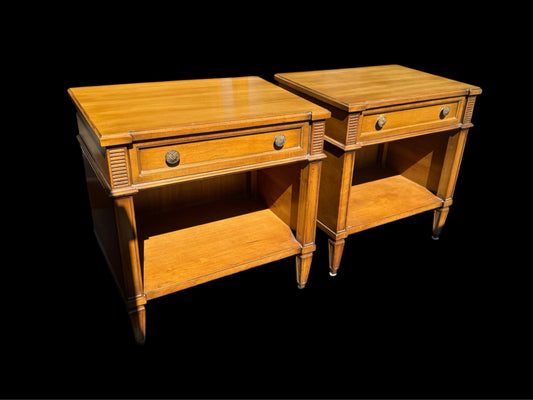 Set of 2 Nightstands
