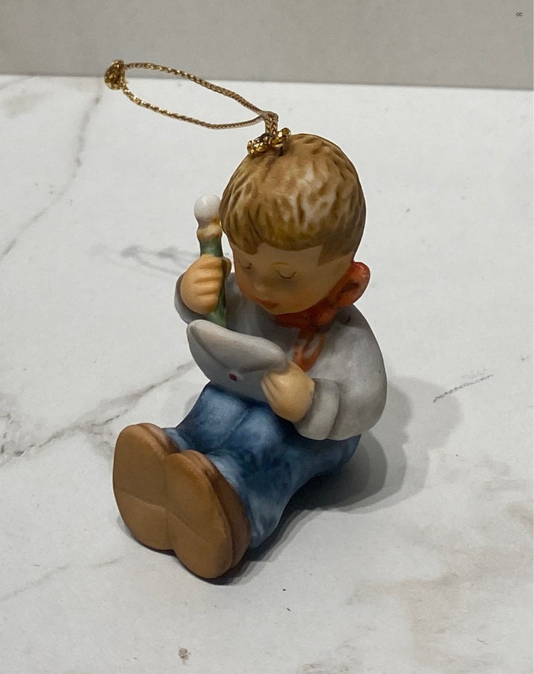 Hummel Ornamnet