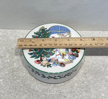 Nikko Covered Box