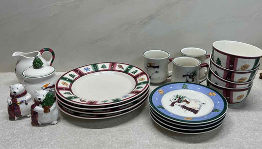 Pfaltzgraff Polar Bear Dinnerware set