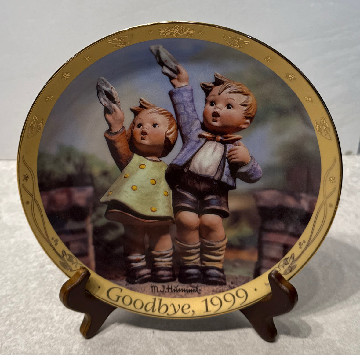 Hummel Plate