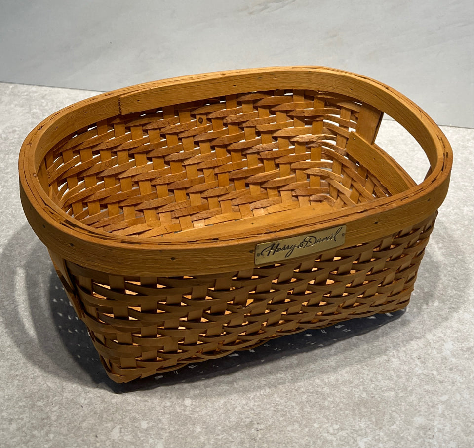 Harry and David Basket