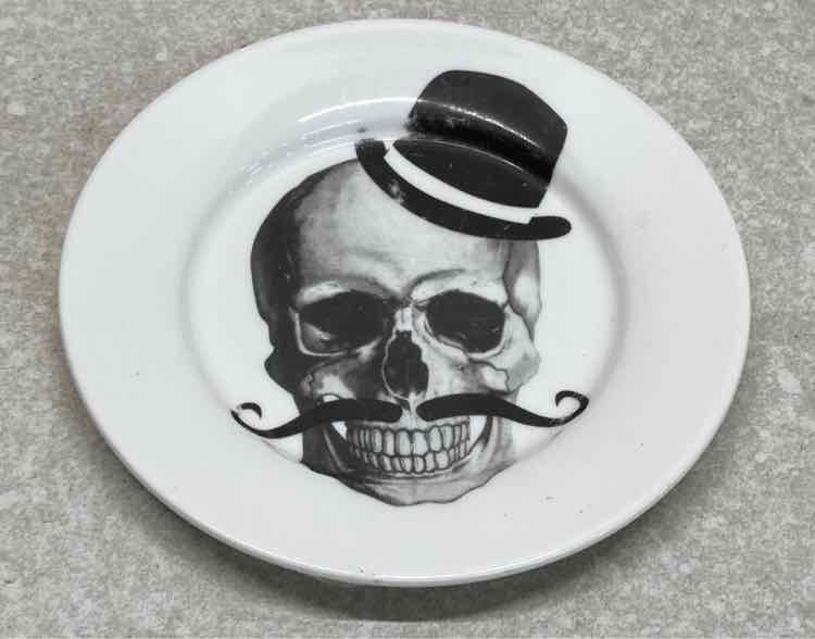 Skull Plate