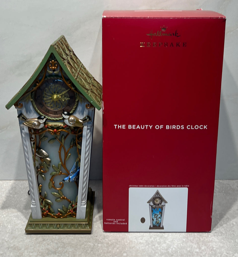 Hallmark Beauty of Bird Clock (Box)