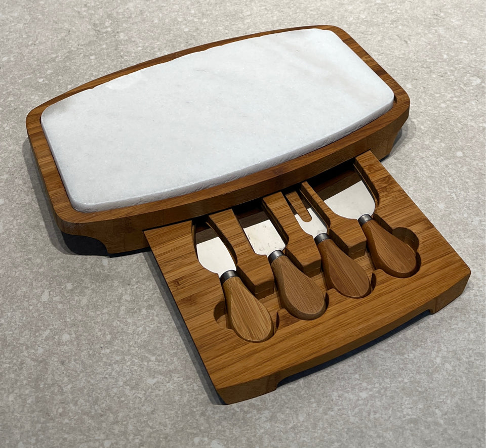 Cheese Dish with Spreaders