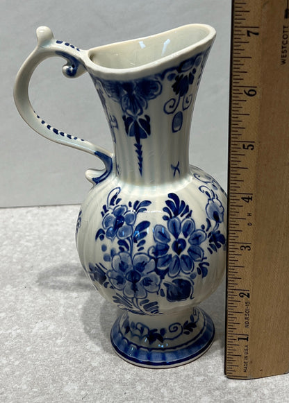 Holland Pitcher