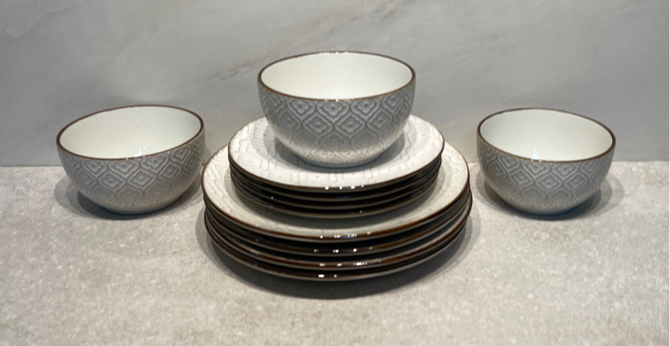 Set of 11 Dishes