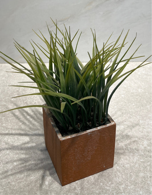 Artfical Decor