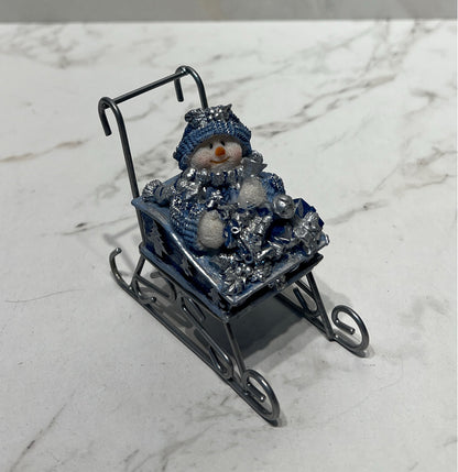 Figurine
