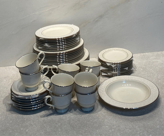 Lenox Pearl Innocence Dinnerware Set