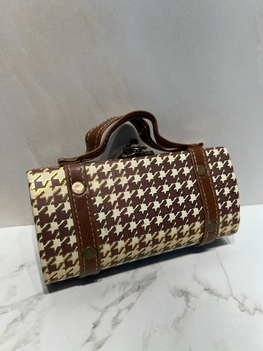 Handbag Decor