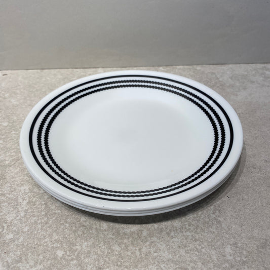 Set of 3 Corelle Plates