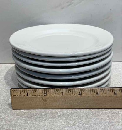 Set of 8 Plates