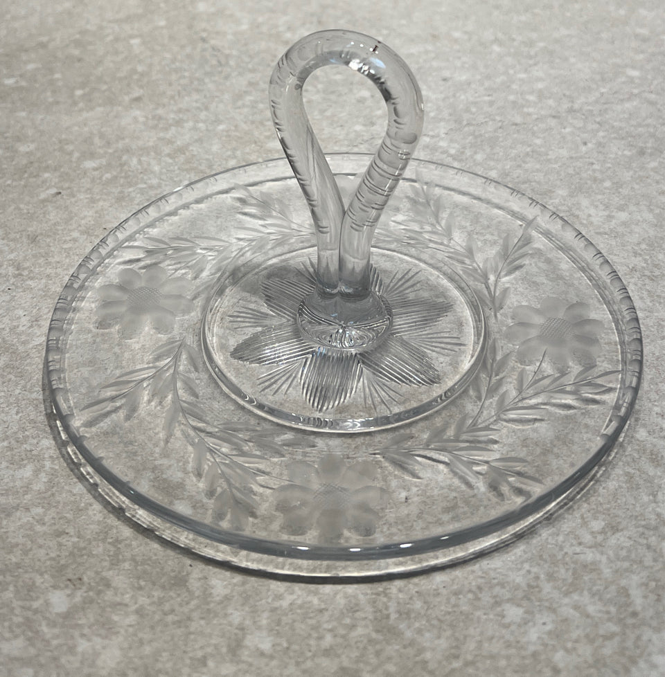 Handled Dish