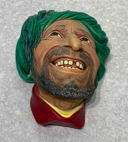 Bossons Figurine