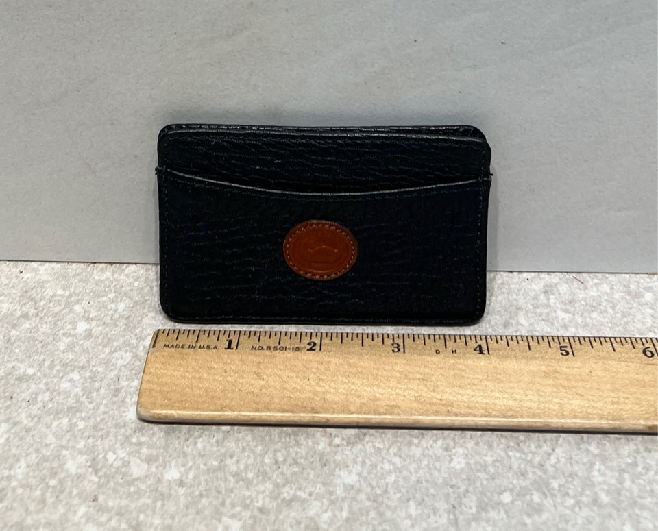 Dooney ID Wallet