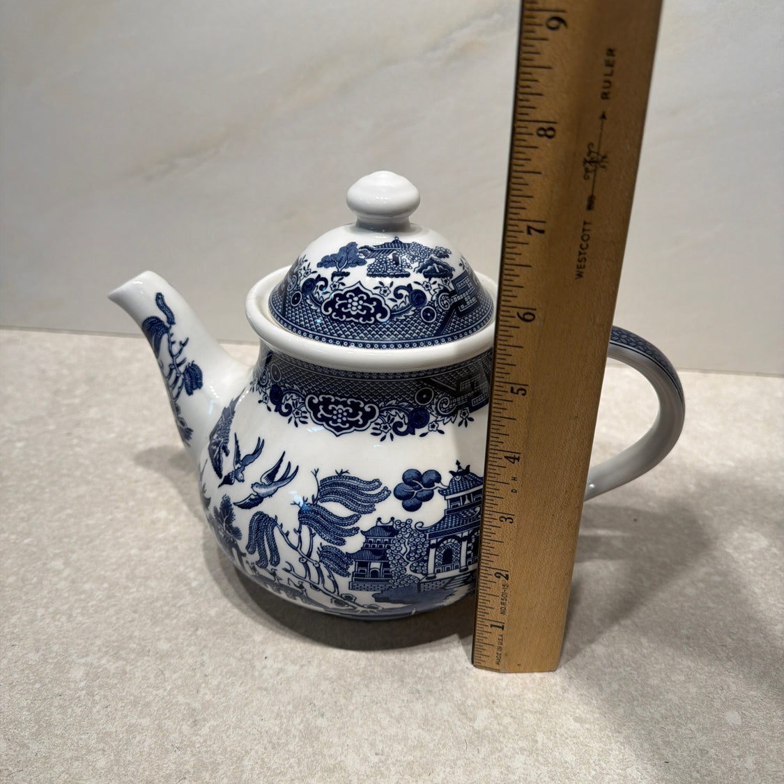 Churchill Willow Teapot