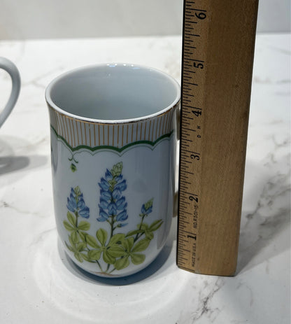 Setof 4 George Briard Mugs