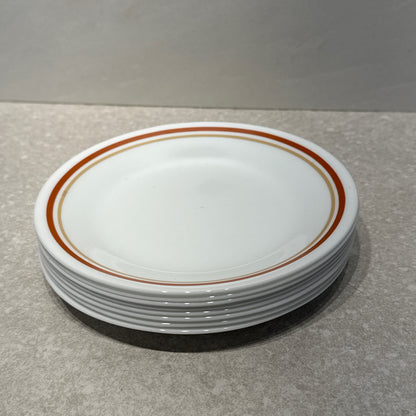 Set of 8 Corellle Plates