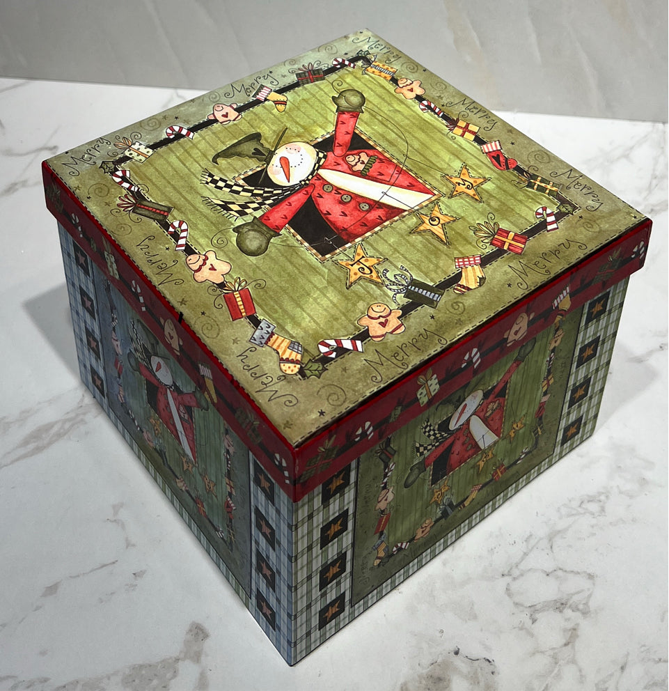 Set of Stacking Boxes
