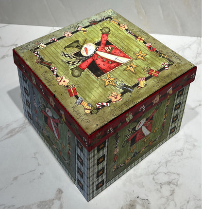 Set of Stacking Boxes