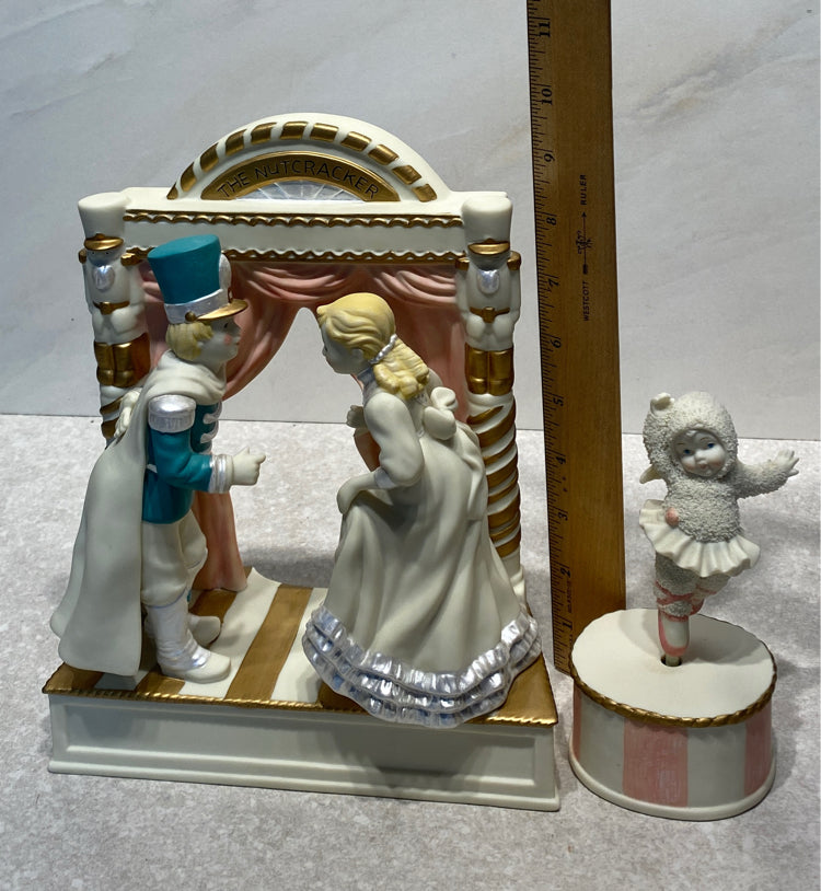 Nurctacker Snowbabies (2 pieces)