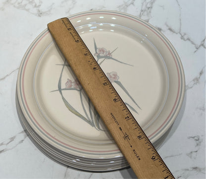 Set of 8 Corning Ware Plates