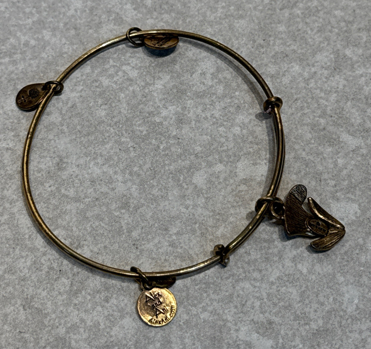 Bracelet