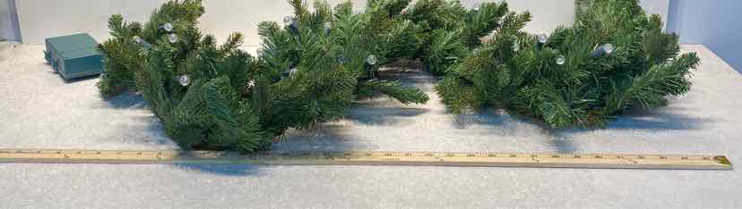 Battery Operated Garland