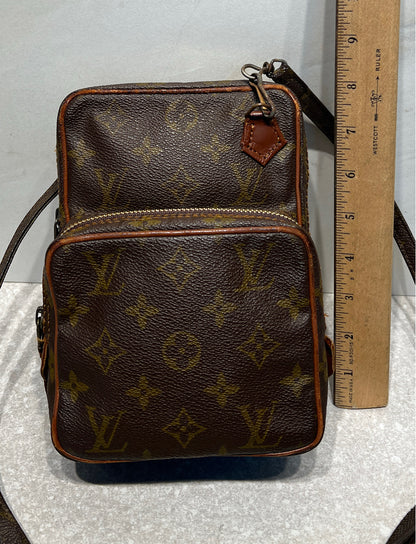 Louis Vuitton Bag *