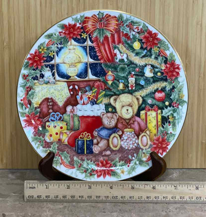 Royal Doulton Christmas Plate