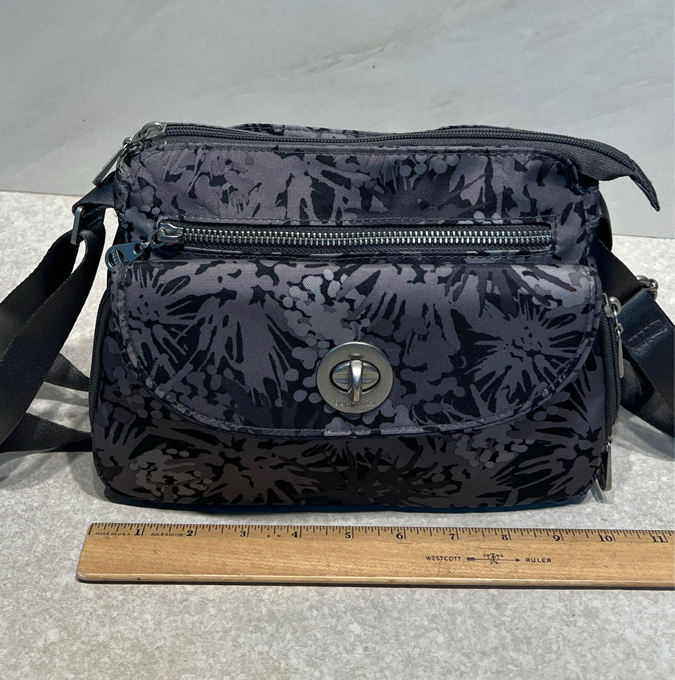 Baggallini Handbag