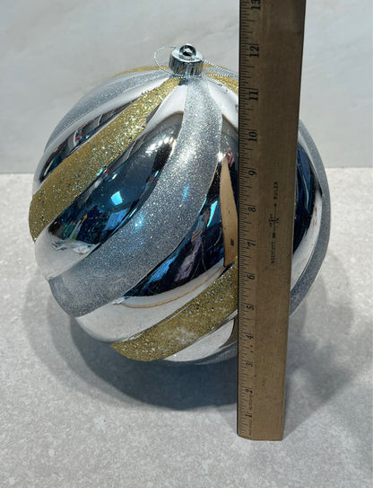 Large Ornament