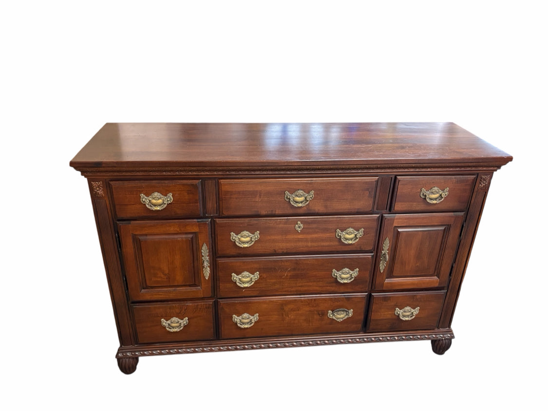 Kincaid Long Dresser