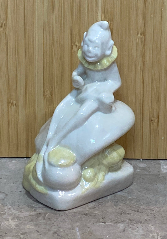 Belleek Leprechaun