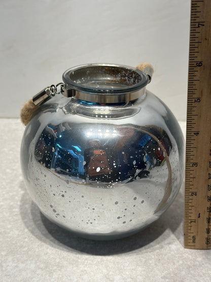 Candleholder