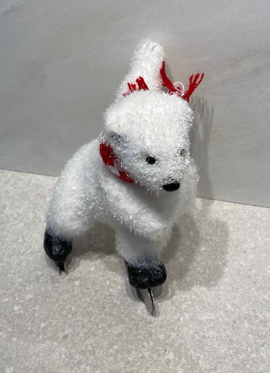 Skating Bear