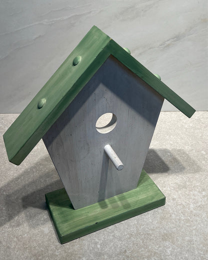 Birdhouse Decor
