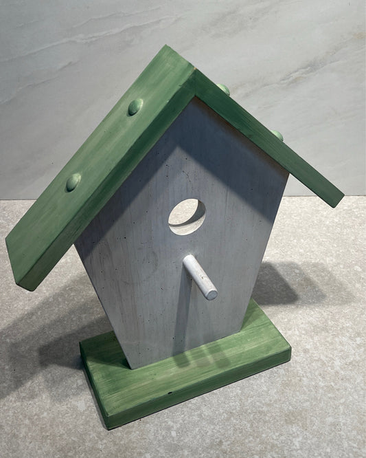 Birdhouse Decor