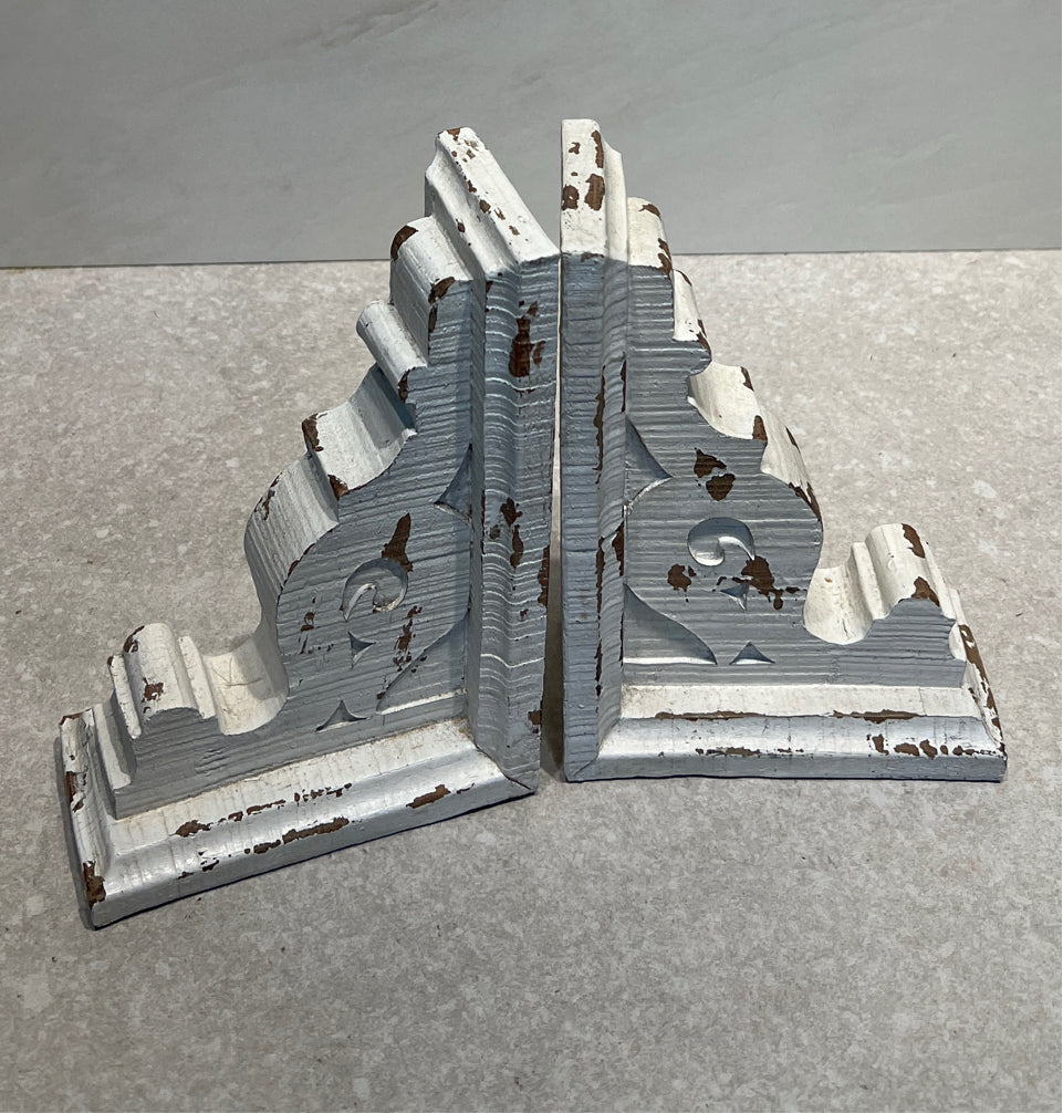 Set of 2 Bookends