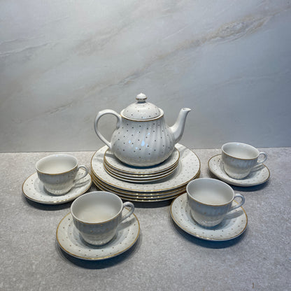 Laura Ashley Dinnerware Set